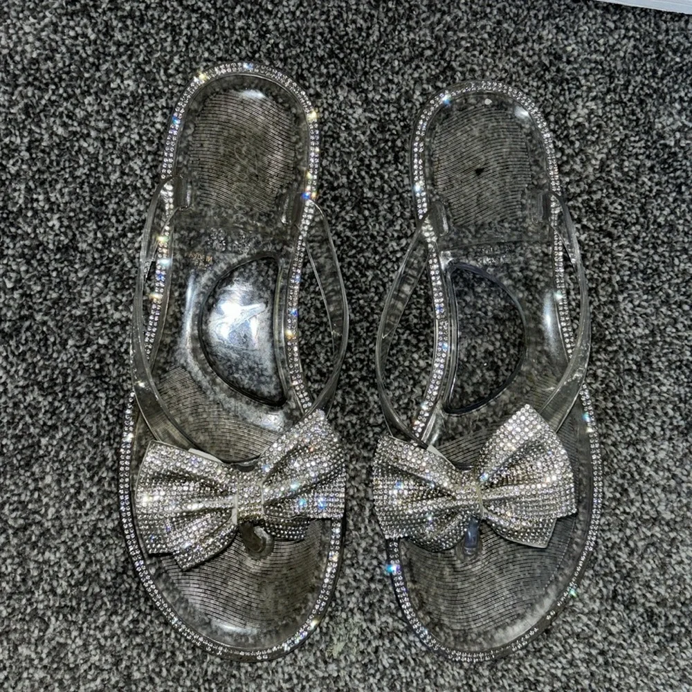 Clear jewel rimmed gel thong slippers with jeweled bows women’s size 8 - Picture 3 of 9